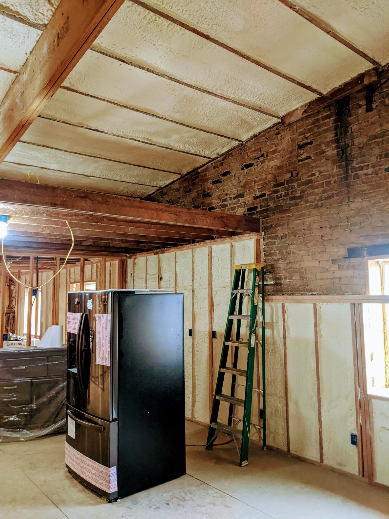 spray foam insulation installation