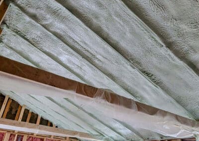 Spray insulation